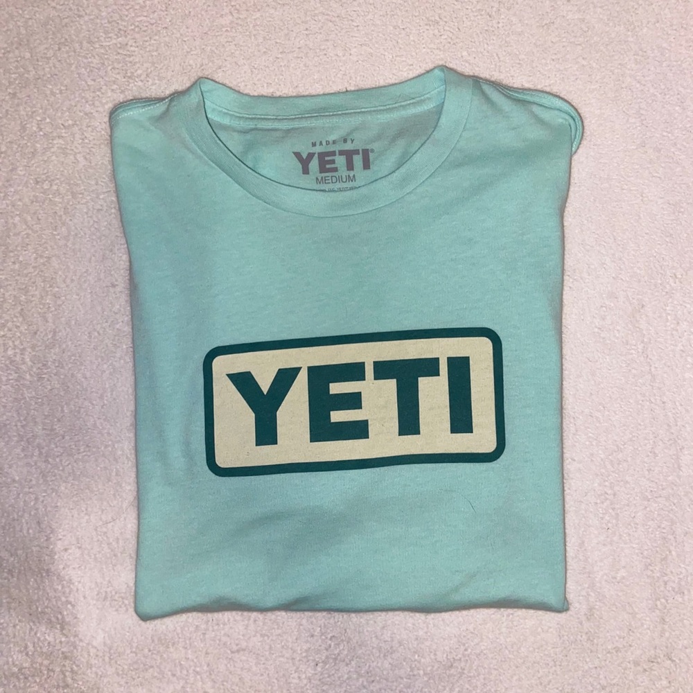 Yeti blue graphic t-shirt